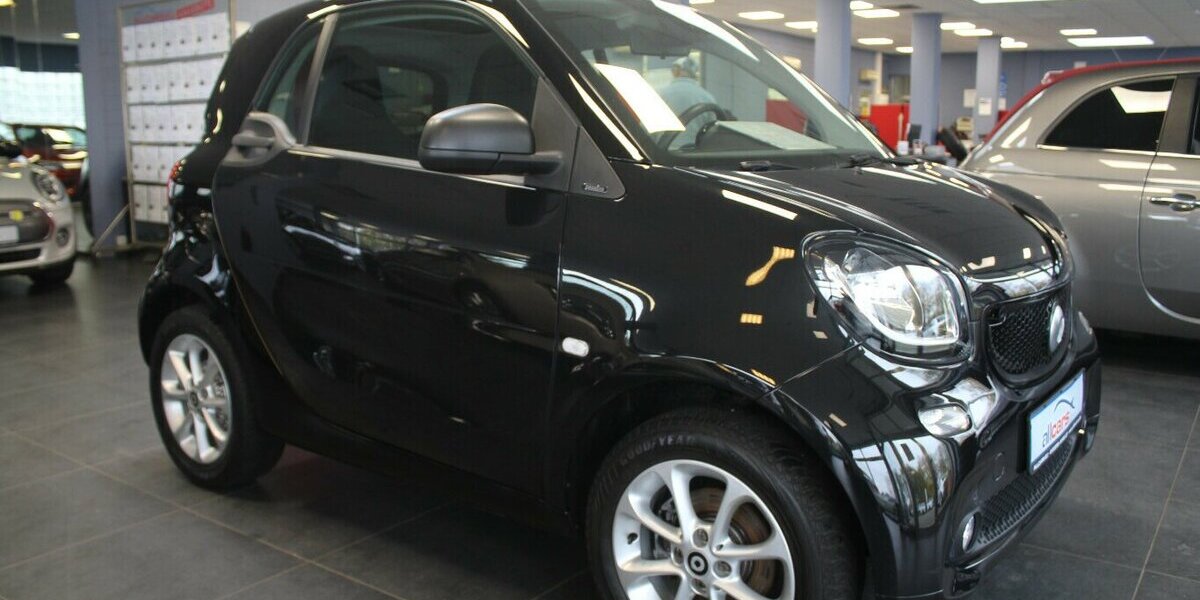 Smart ForTwo coupe passion 43.179 km 11.780 € Euskirchen 53881