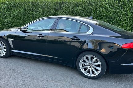 Jaguar XF 188.000 km 8.500 &euro; Witten 58452