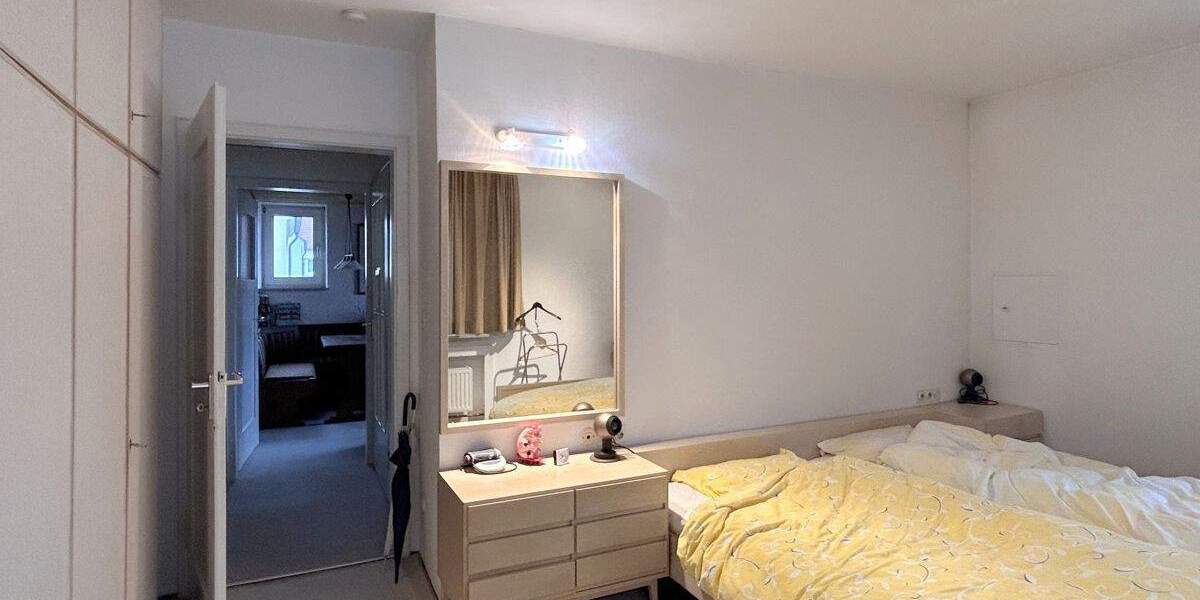 Mehrfamilienhaus, Wohnhaus Ulm Weststadt - 9 Zimmer, 248 m&sup2;, 690.000&euro; | Angebot:24766445