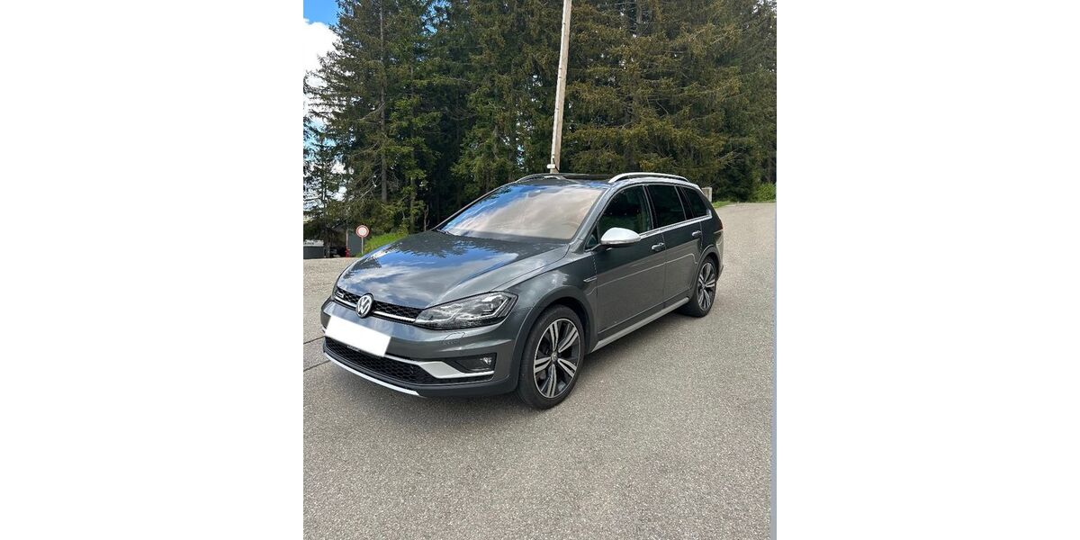 VW Golf 84.000 km 22.600 &euro; Schonach 78136
