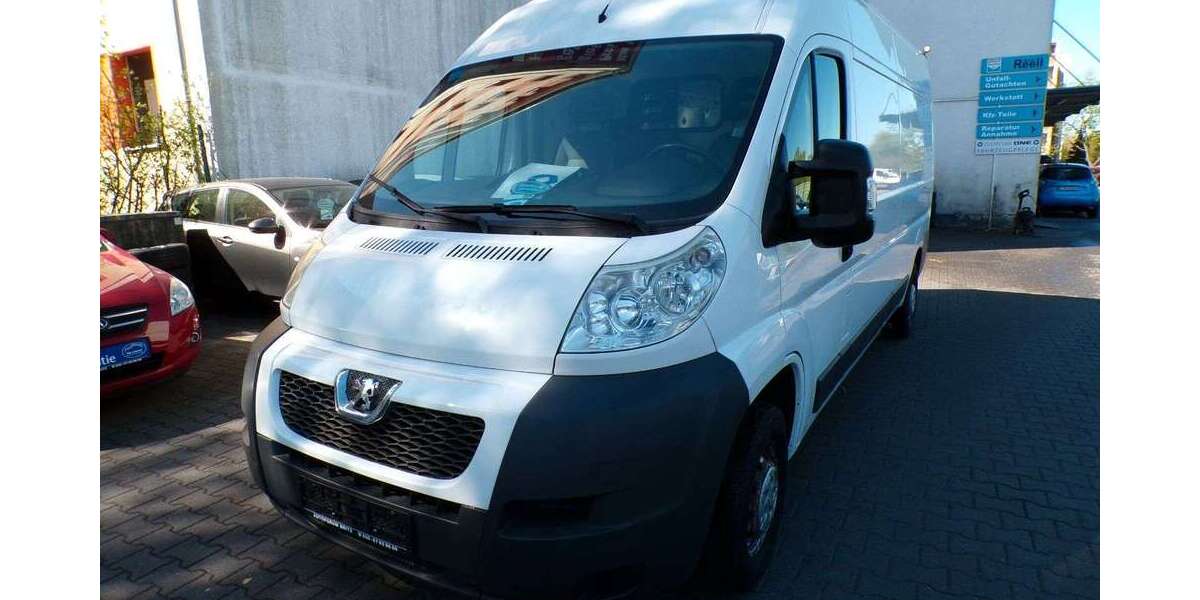 Peugeot Boxer 112.000 km 7.990 &euro; Berlin 12347