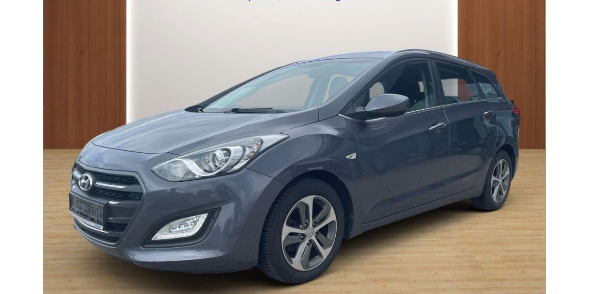 Hyundai i30 98.638 km 10.950 &euro; Oldenburg in Holstein 23758