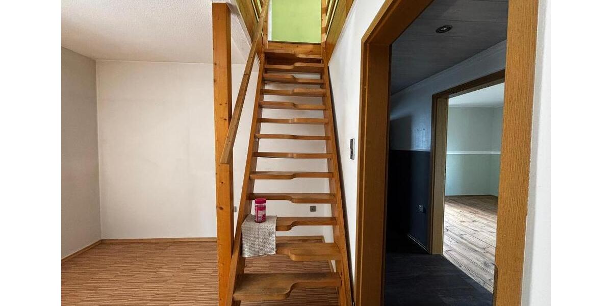 Maisonettenwohnung Pirmasens - 3 Zimmer, 122 m&sup2;, 690&euro; | Angebot:21663367