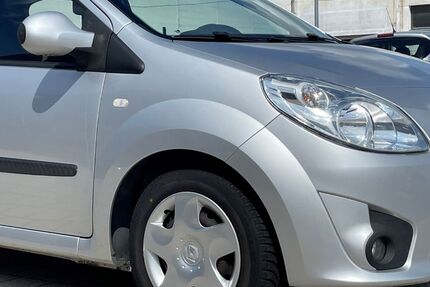 Renault Twingo 67.000 km 2.999 &euro; Dessau-Roßlau 06847