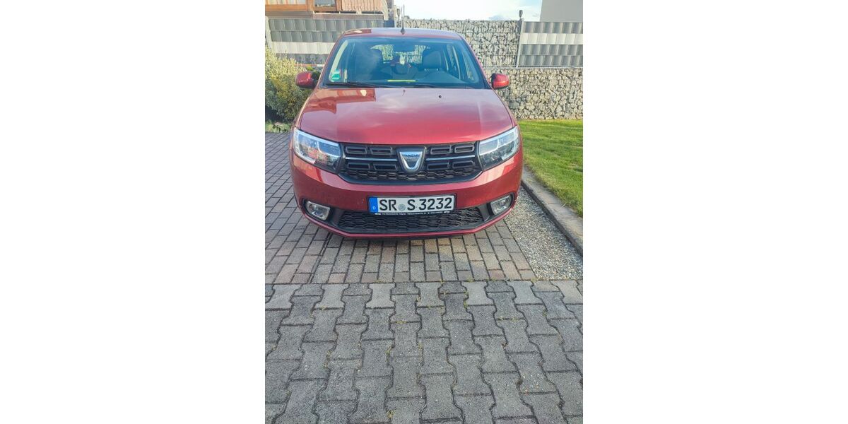 Dacia Sandero 48.000 km 10.900 &euro; Straßkirchen 94342