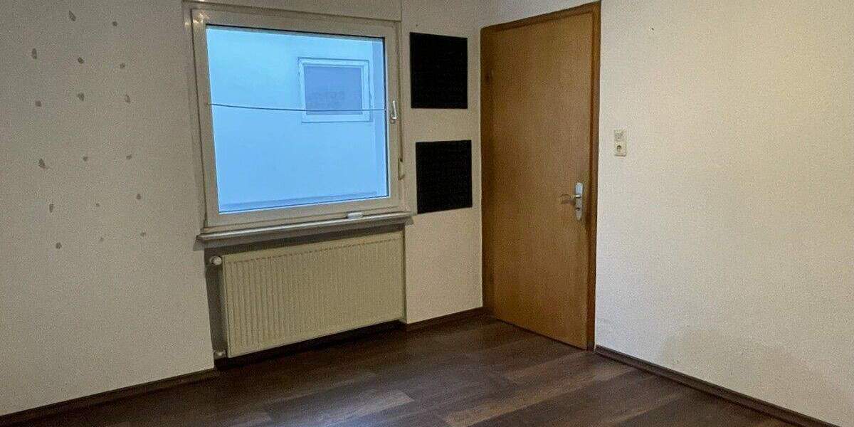 Einfamilienhaus Wetzlar / Dutenhofen Dutenhofen - 6 Zimmer, 120 m&sup2;, 245.000&euro; | Angebot:25317612