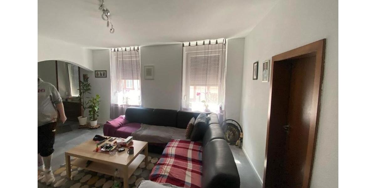 Erdgeschoßwohnung Kaiserslautern Betzenberg - 3 Zimmer, 88 m&sup2;, 1.000&euro; | Angebot:26312871