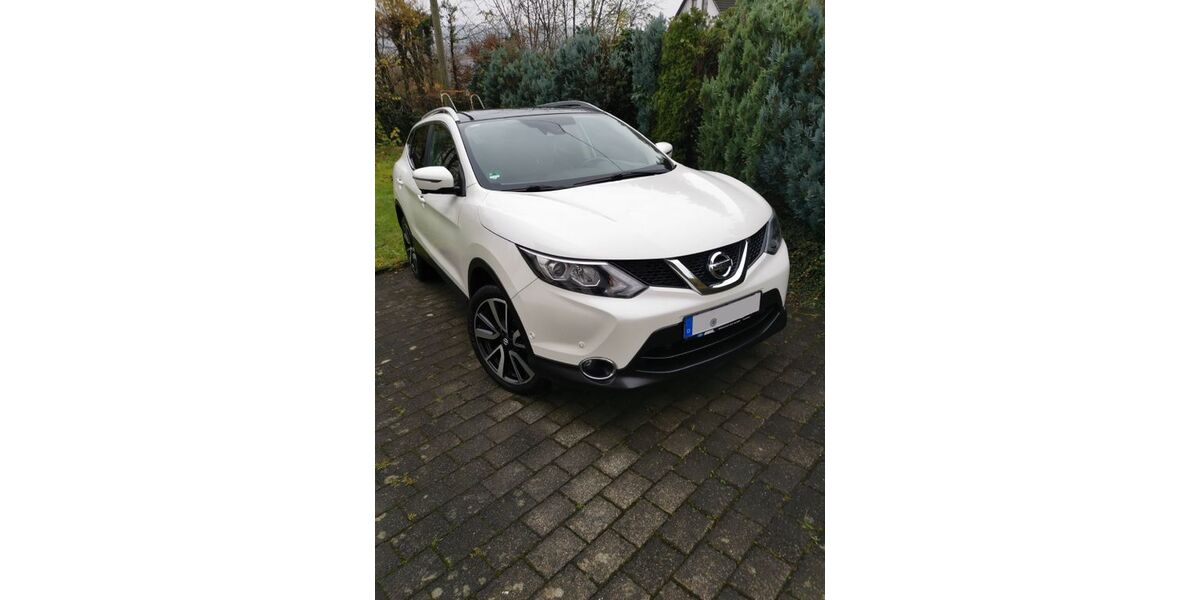 Nissan Qashqai 155.300 km 11.000 &euro; Bergneustadt 51702