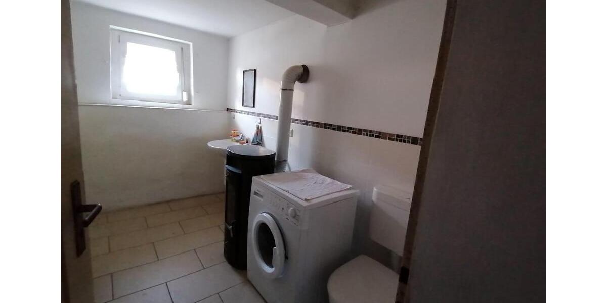 Mehrfamilienhaus, Wohnhaus Sangerhausen - 8 Zimmer, 200 m&sup2;, 60.000&euro; | Angebot:26310540