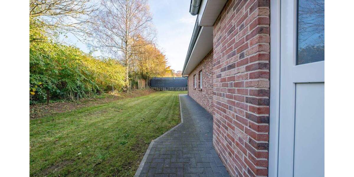 Einfamilienhaus Hohenwestedt - 7 Zimmer, 211 m&sup2;, 599.000&euro; | Angebot:25730185