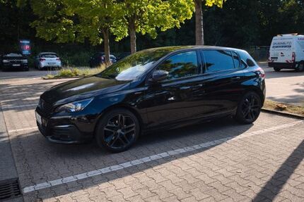 Peugeot 308 133.000 km 11.600 &euro; Leverkusen 51373