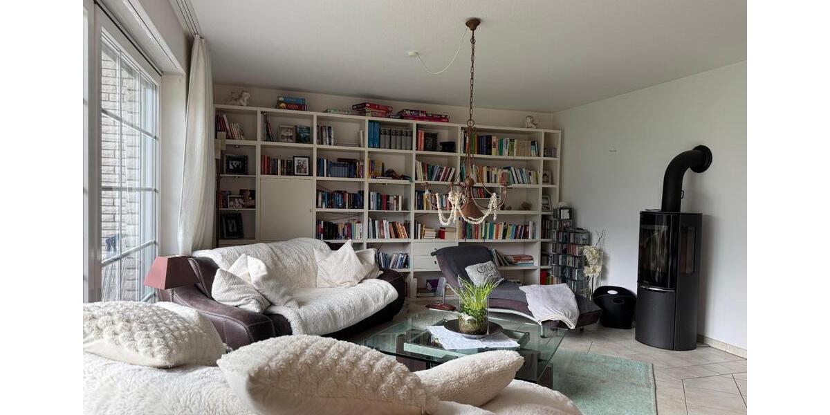 Etagenwohnung Rinteln - 6 Zimmer, 220 m&sup2;, 1.800&euro; | Angebot:26351998