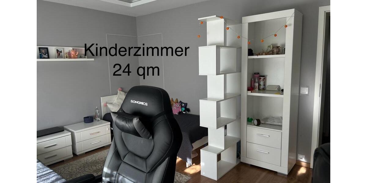 Großzügiges 330 qm Zweifamilienhaus mit Mansarde und Kamin 6 zimmer