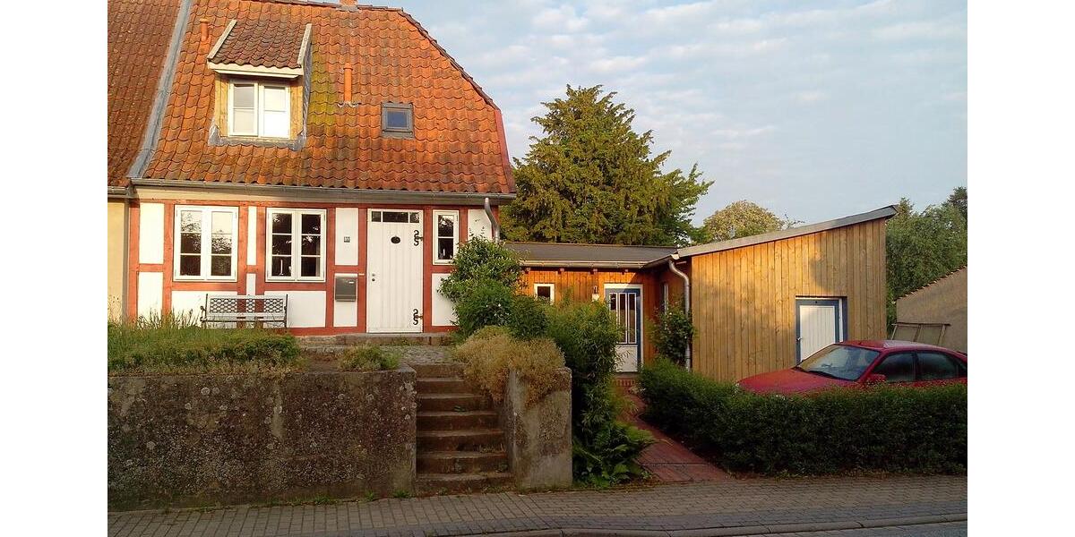 Doppelhaushälfte Dassow - 5 Zimmer, 107 m&sup2;, 285.000&euro; | Angebot:26201160