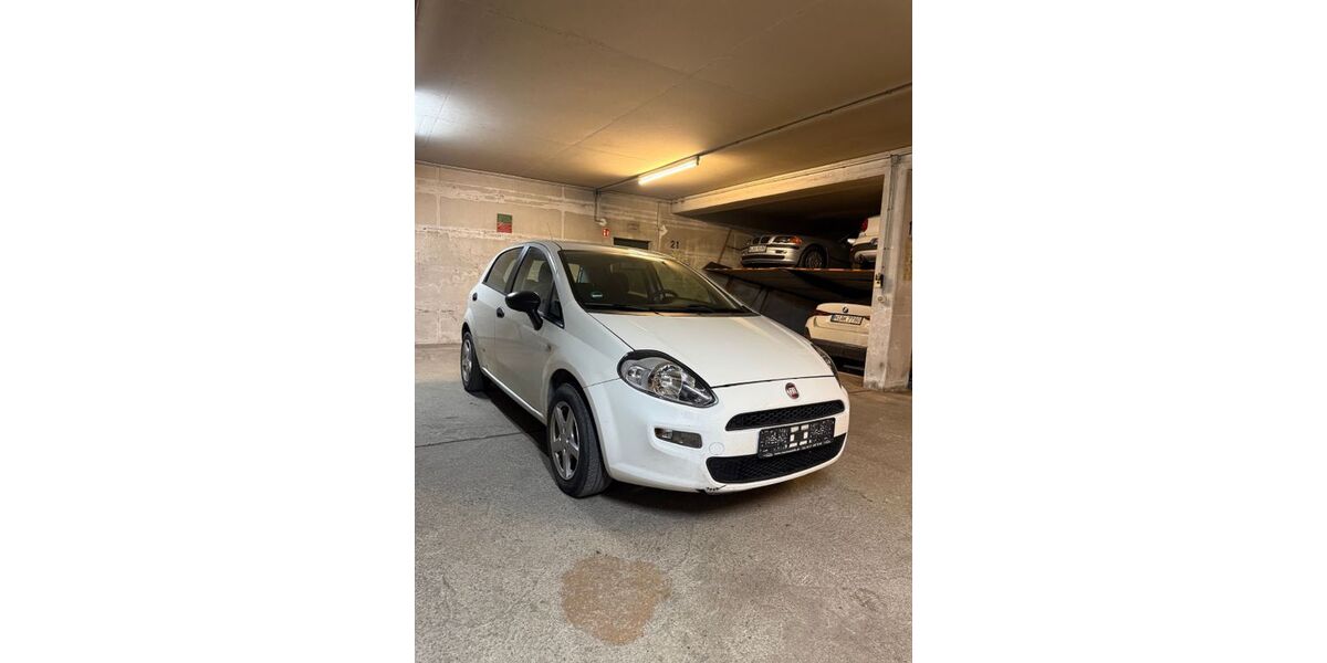 Fiat Punto 151.000 km 3.499 &euro; München 80687