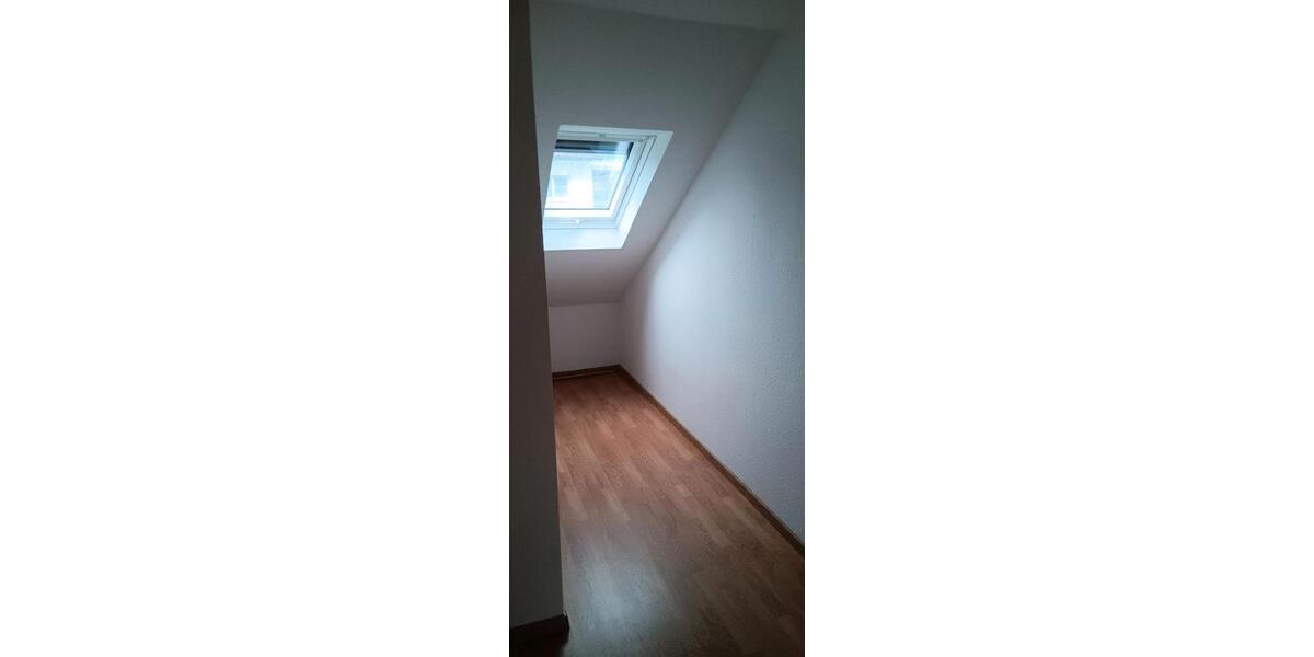 Dachgeschoßwohnung Haigerloch - 3 Zimmer, 70 m&sup2;, 700&euro; | Angebot:25957107