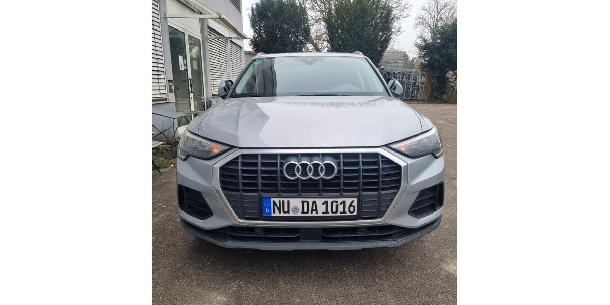 Audi Q3 220.000 km 16.999 &euro; Elchingen 89275