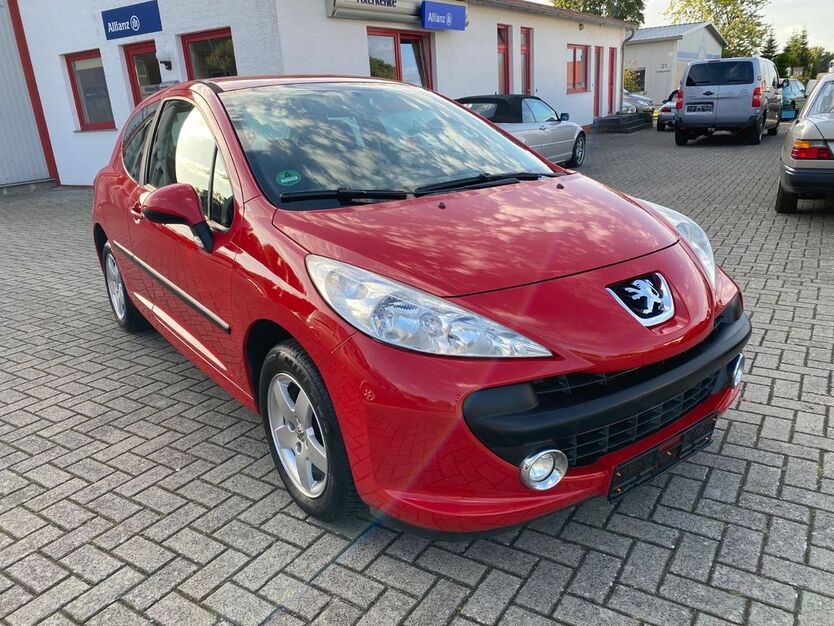 Peugeot 207 119.070 km 2.750 € Loxstedt 27612