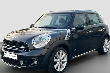 Mini Countryman S (Cooper) 113.284 km 9.975 &euro; Hilmersdorf 09429