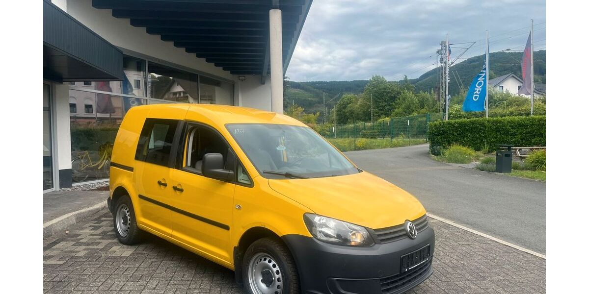 VW Caddy 126.500 km 6.950 &euro; Finnentrop 57413
