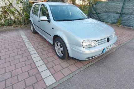 VW Golf 146.660 km 2.200 &euro; Ensdorf 66806