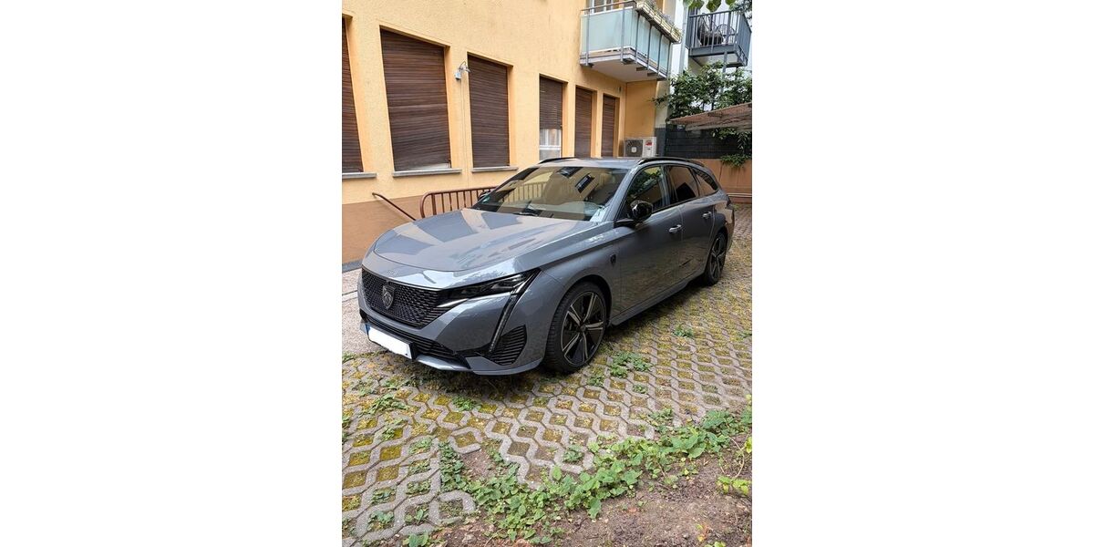 Peugeot 308 21.900 km 15.500 &euro; Bensheim 64625