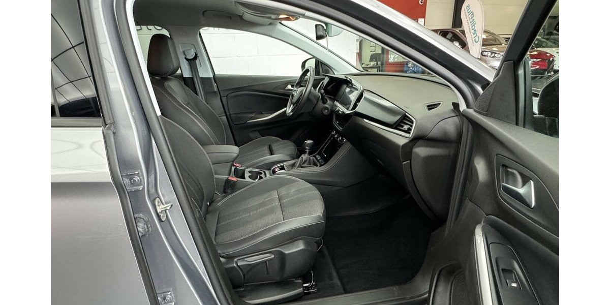 Opel Grandland 1.2 Turbo GS Line CarPlay Cam 7.412 km 19.220 &euro; Lich 35423