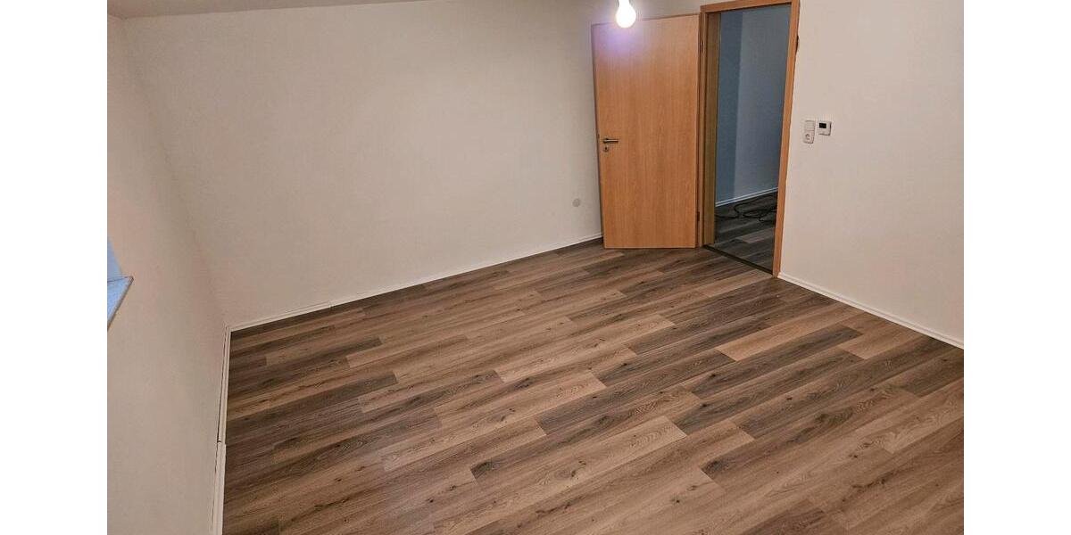 Etagenwohnung Petershagen - 3 Zimmer, 102 m&sup2;, 880&euro; | Angebot:25226717