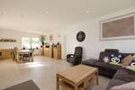 Wohlfühlen auf ganzer Linie - Modernisierter Bungalow mit Herz!