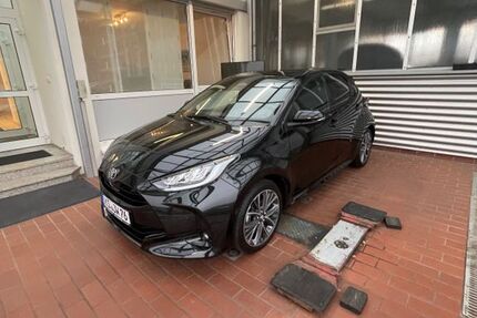 Toyota Yaris 6.950 km 22.749 &euro; Kassel 34123