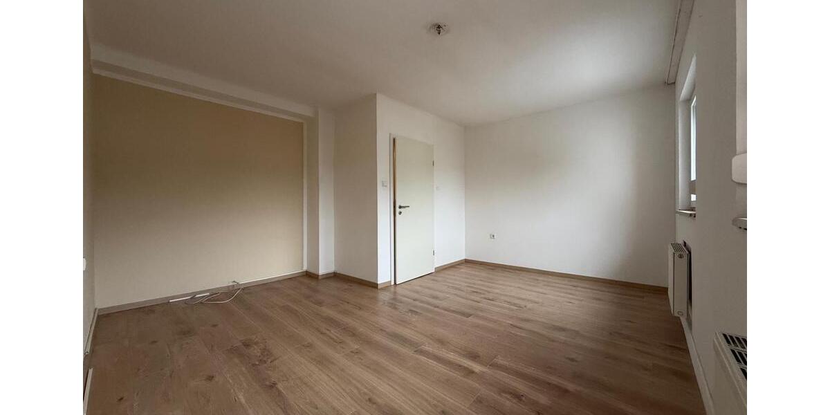 Einfamilienhaus Trier Nord - 4 Zimmer, 90 m&sup2;, 1.200&euro; | Angebot:26085360