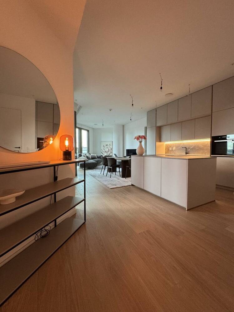 Luxuriöse, vollmöblierte 3-Zimmer-Wohnung mit 102?m² Wohnfläche zu verkaufen