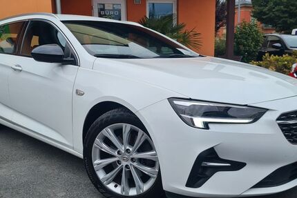 Opel Insignia 118.000 km 15.950 € Pirna 01796