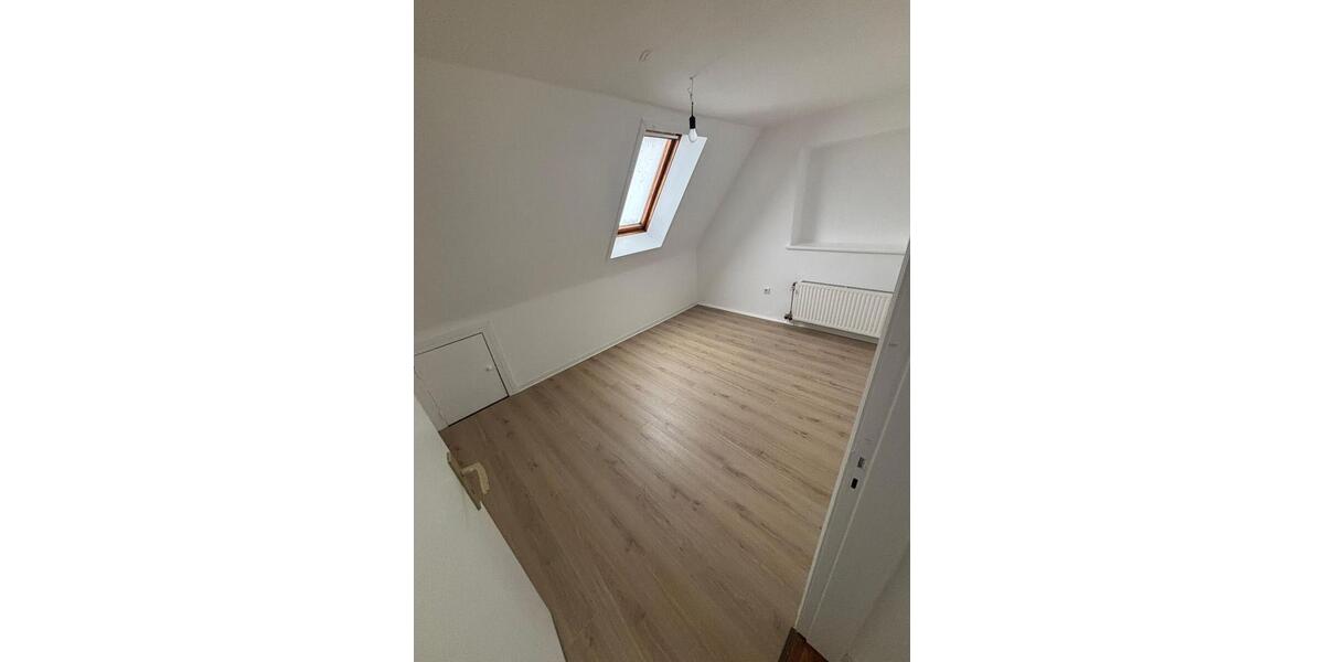 Einfamilienhaus Tastrup - 5 Zimmer, 140 m&sup2;, 1.600&euro; | Angebot:25360665