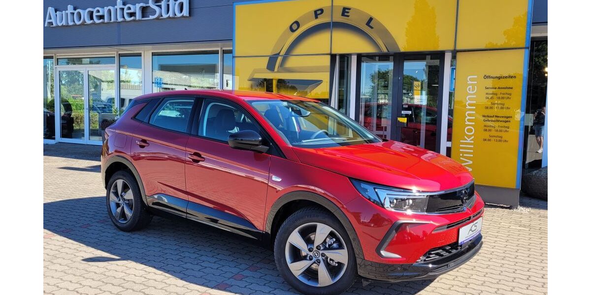 Opel Grandland (X) 9.437 km 24.750 &euro; Neuruppin 16816