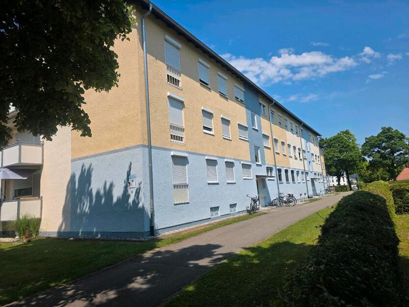 Sonnige 3 Zimmer Whg mit cca 45m² Dachraum die zur Whg.gehört