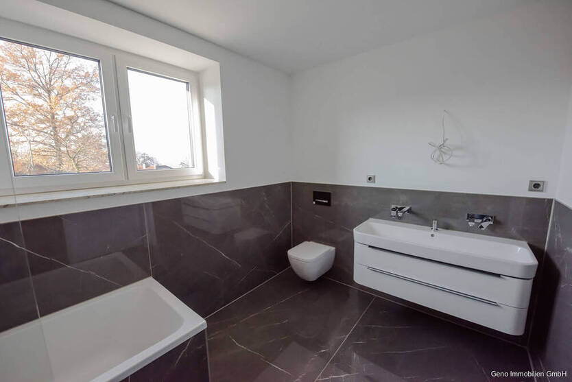 Traumdomizil in Byfang: Top-Wohnung mit Stil + Komfort