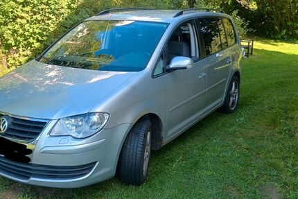 VW Touran 243.500 km 3.899 &euro; Jengen 86860