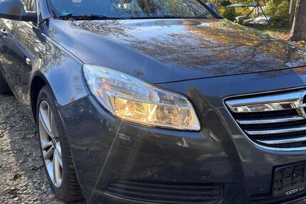 Opel Insignia 124.560 km 6.990 € Berlin 14167