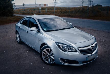Opel Insignia 215.350 km 6.995 &euro; Neumünster 24536