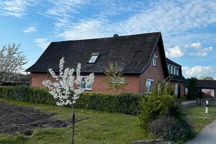 Haus Syke - 10 Zimmer, 270 m&sup2;, 2.155&euro; | Angebot:26235032