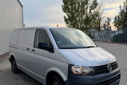 VW T5 Transporter 280.399 km 7.100 &euro; Berlin 12157