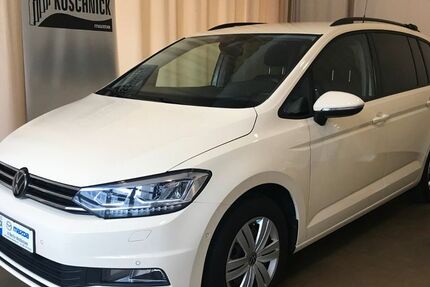 VW Touran 122.114 km 24.500 &euro; Berlin 13088