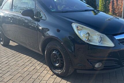 Opel Corsa 65.500 km 4.900 &euro; Erfurt 99085