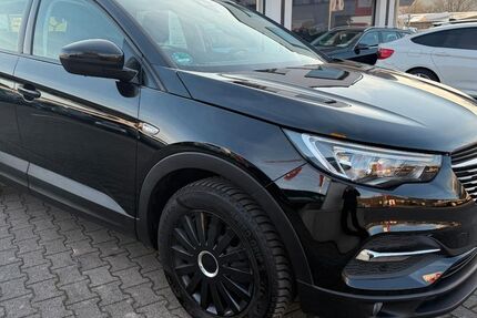 Opel Grandland (X) 169.382 km 11.200 &euro; Heidenheim-Schnaitheim 89520