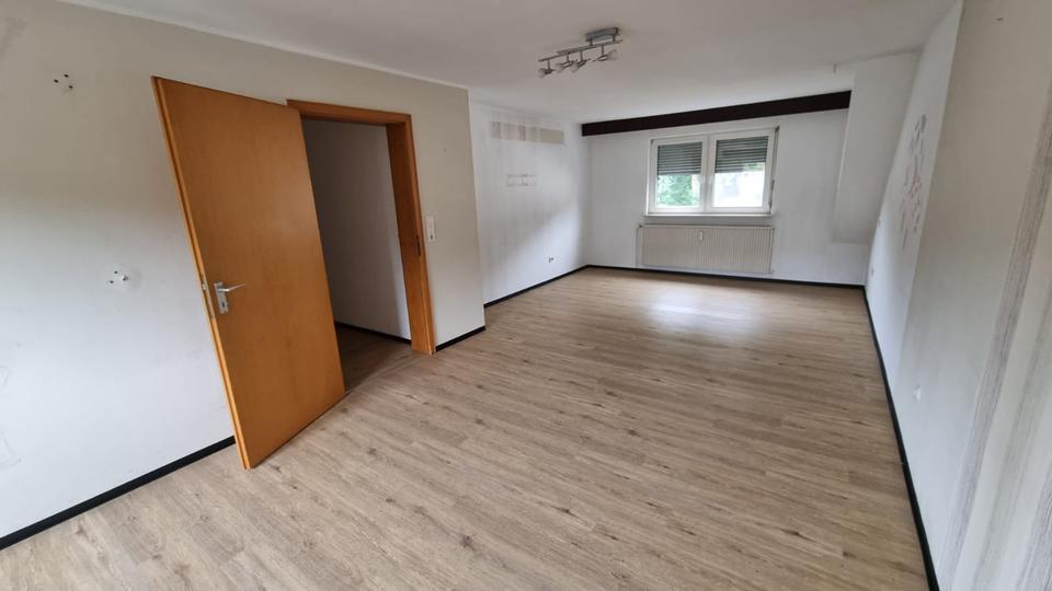 Dachgeschoßwohnung Prüm - 3 Zimmer, 90 m&sup2;, 600&euro; | Angebot:26335213