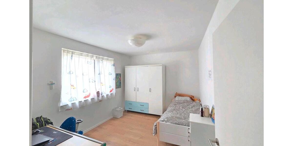 Reihenhaus Nürnberg Buchenbühl - 5.5 Zimmer, 124 m&sup2;, 650.000&euro; | Angebot:26879366