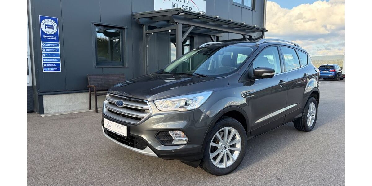 Ford Kuga 66.950 km 16.390 &euro; Freyung 94078