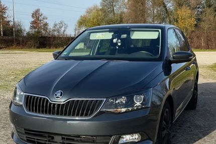Skoda Fabia 111.000 km 7.600 &euro; Manching 85077