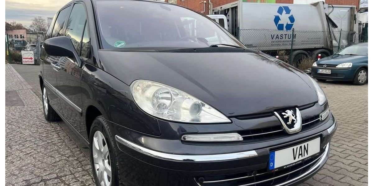 Peugeot 807 120.000 km 9.990 &euro; Berlin 10551